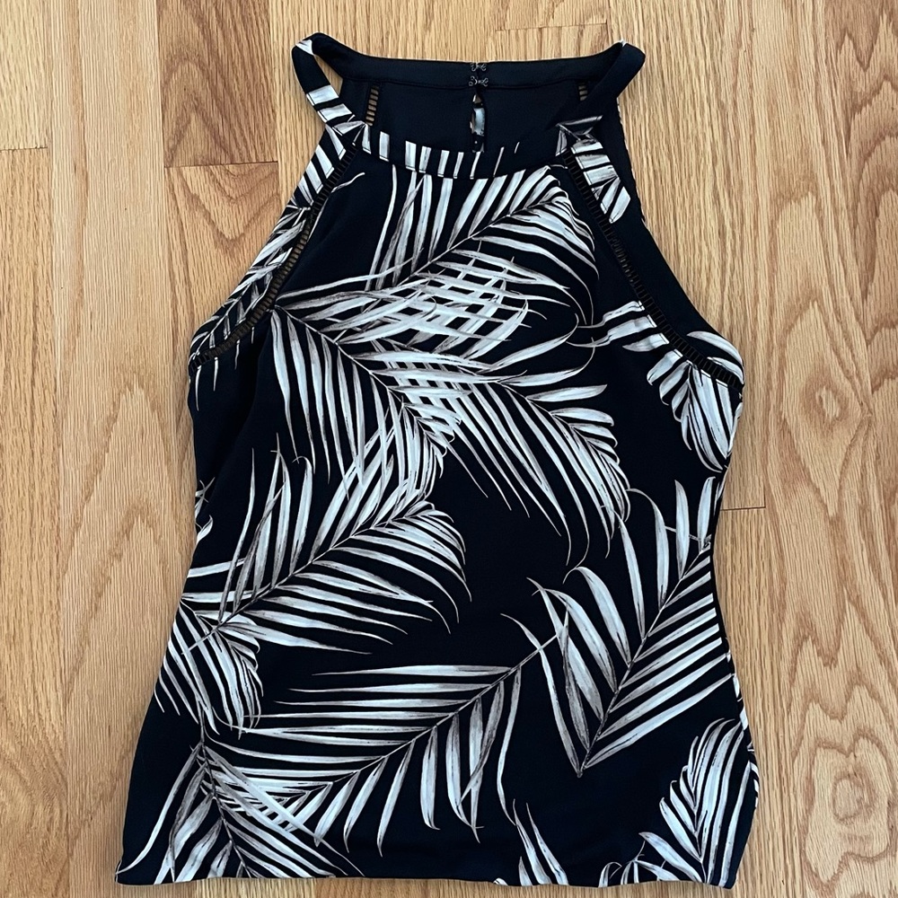 White House Black Market Top - Small